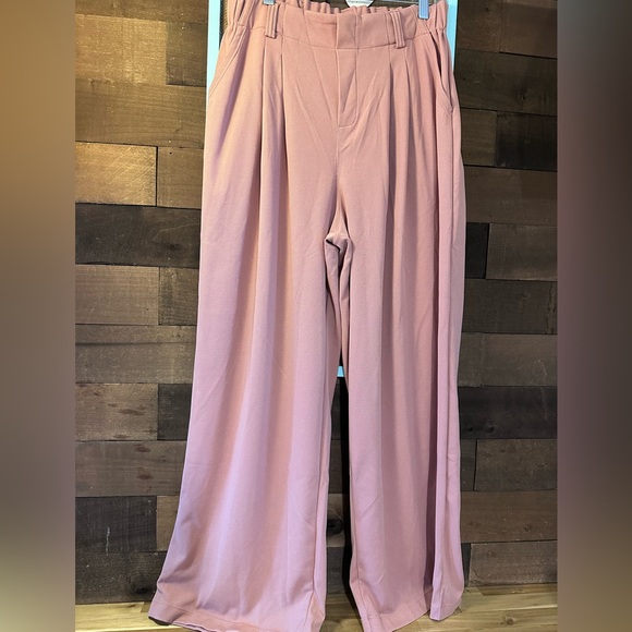 HALARA Pants - HALARA Blush Wide-Leg Women's Pull-on Trouser, size M EUC